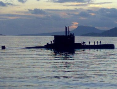 Τageszeitung: «Πολεμικές ιαχές στο Αιγαίο»